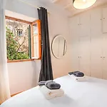 Апартаменты Isidora's House By Corfuescapes *